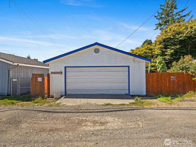 1035 Oakes Ave, Everett, WA 98201