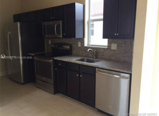 17146 SW 93rd Street, Miami, FL 33196