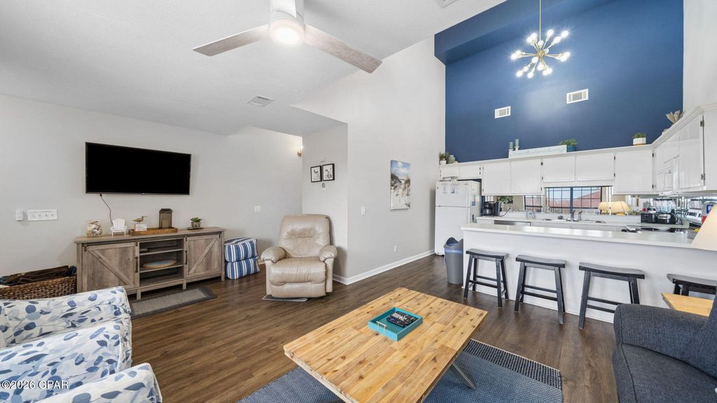 Image 4 of property listing at 17462 Front Beach Road 54302, Panama City Beach, FL 32413