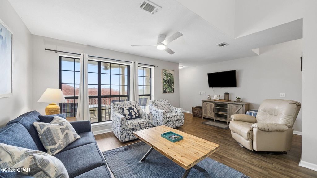 Image 7 of property listing at 17462 Front Beach Road 54302, Panama City Beach, FL 32413
