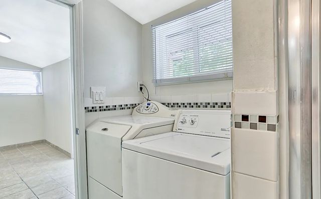43219 N Lakeside Drive, Antioch, IL 60002
