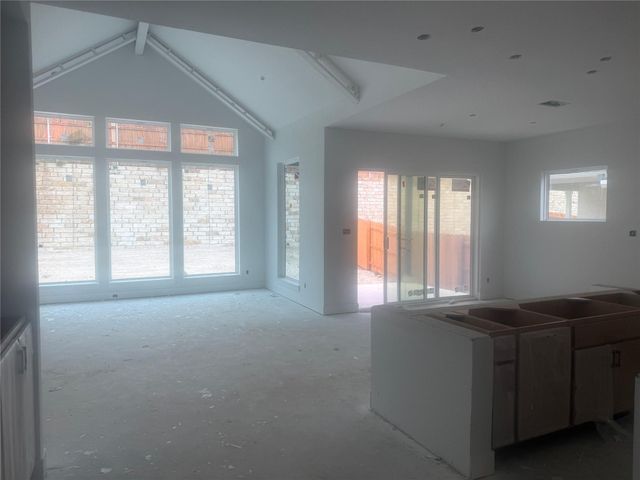 18901 Hopper LN, Austin, TX 78738