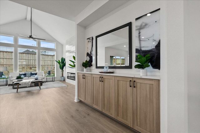 18901 Hopper LN, Austin, TX 78738