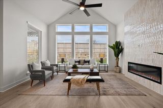 18901 Hopper LN, Austin, TX 78738