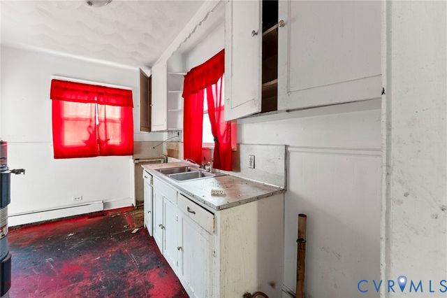 419 18th St, West Point, VA 23181