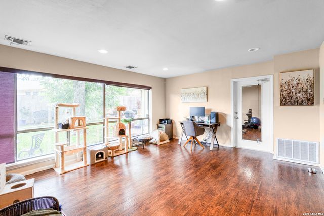 1406 BUTTON LN, San Antonio, TX 78232