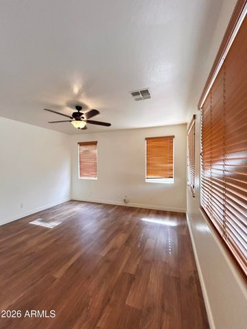 2692 E VERMONT Court, Gilbert, AZ 85295