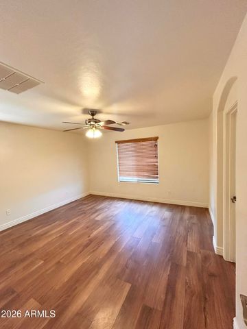 2692 E VERMONT Court, Gilbert, AZ 85295