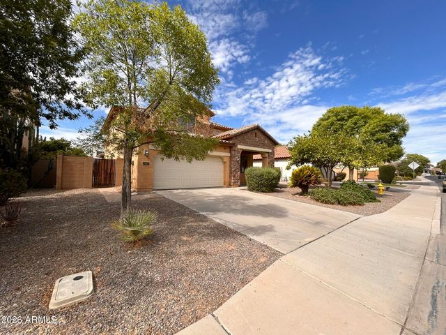 2692 E VERMONT Court, Gilbert, AZ 85295