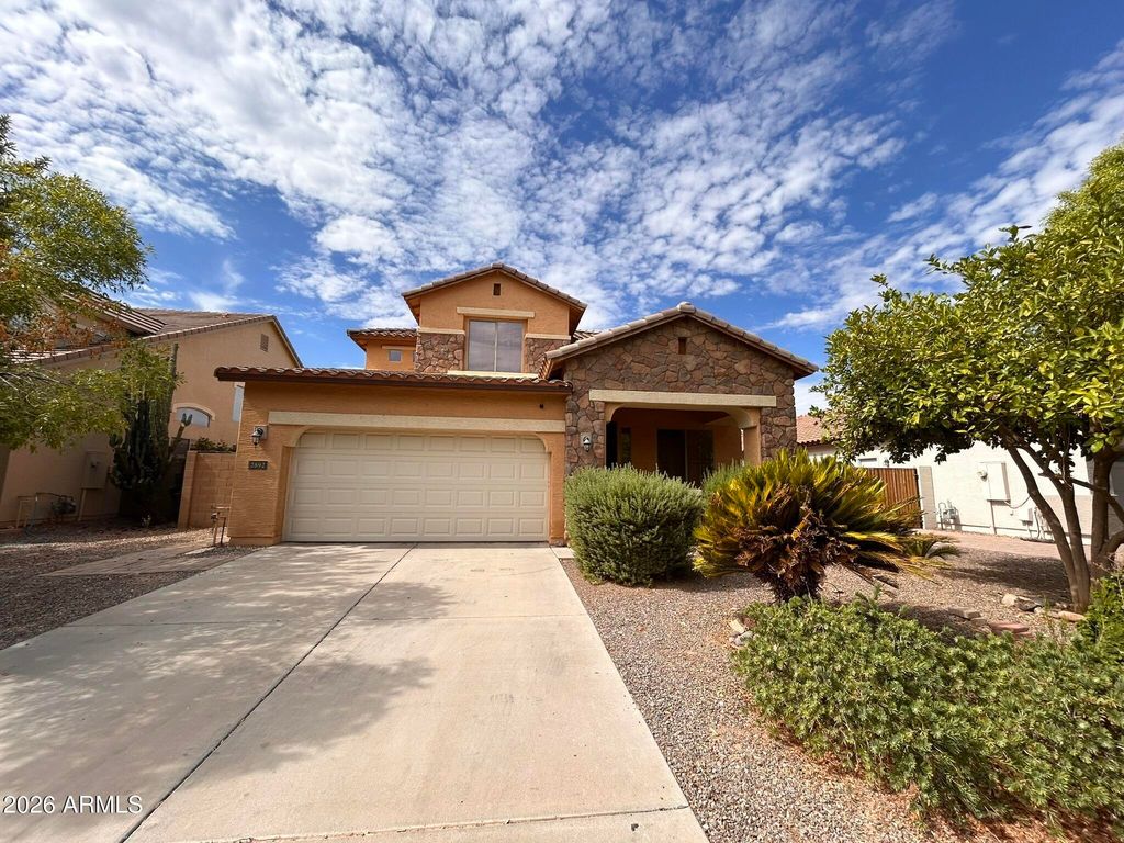2692 E VERMONT Court, Gilbert, AZ 85295