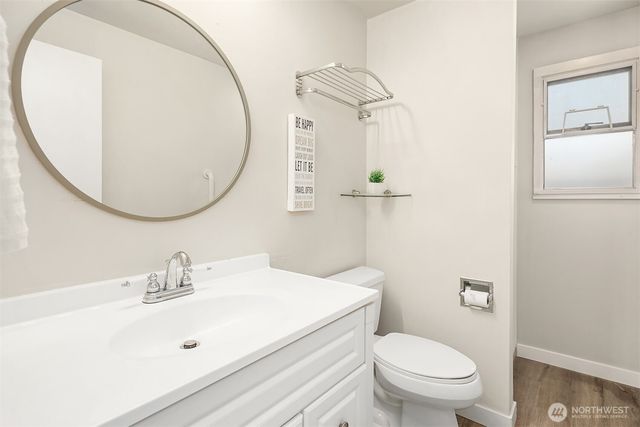 321 6th Avenue S, Kirkland, WA 98033