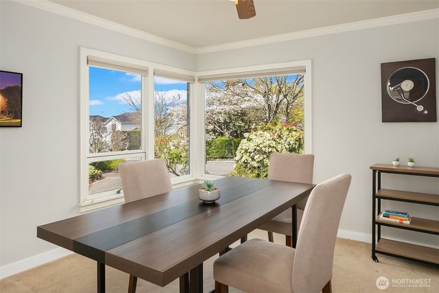 321 6th Avenue S, Kirkland, WA 98033