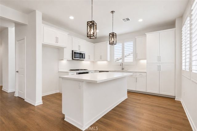35293 Funk Way, Beaumont, CA 92223