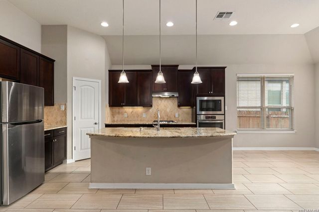 29011 VOGES AVE, Boerne, TX 78006