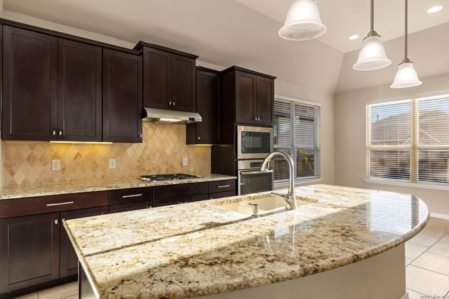29011 VOGES AVE, Boerne, TX 78006
