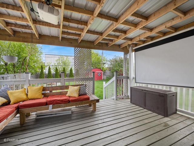 307 N Schubert Street, Palatine, IL 60067