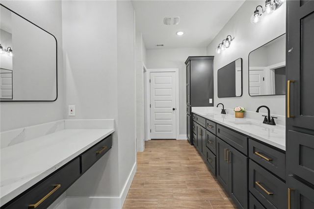 6706 La Salle Dr, Corpus Christi, TX 78414