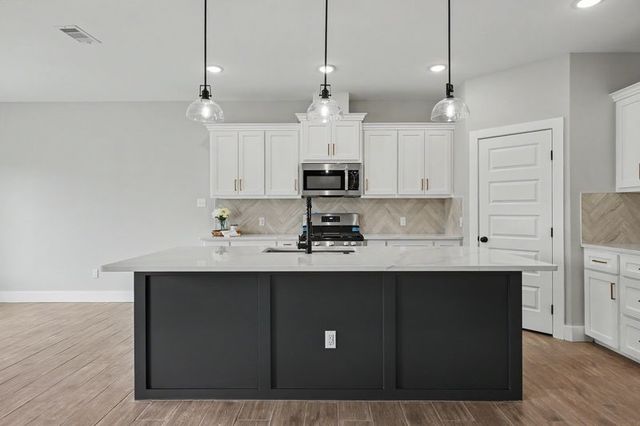 6706 La Salle Dr, Corpus Christi, TX 78414