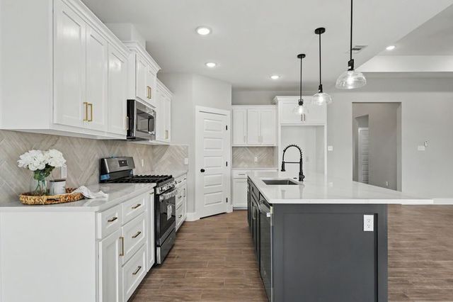 6706 La Salle Dr, Corpus Christi, TX 78414