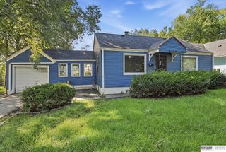 4529 Grand Avenue, Omaha, NE 68104