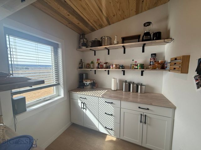 84 Whisper Ridge Road, Butte, MT 59701