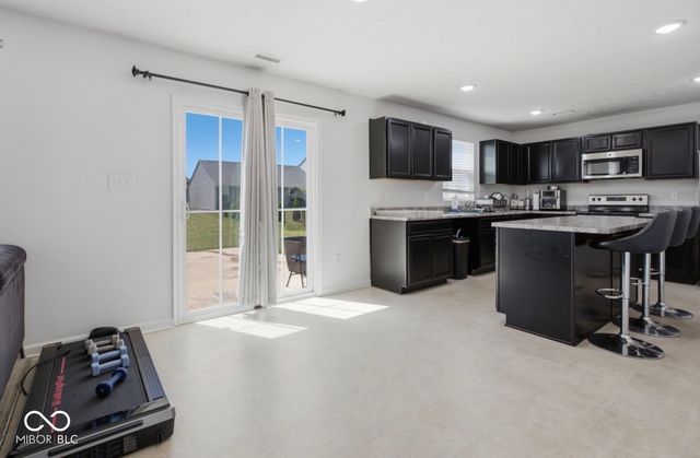 388 Dietz Drive, Greenwood, IN 46143