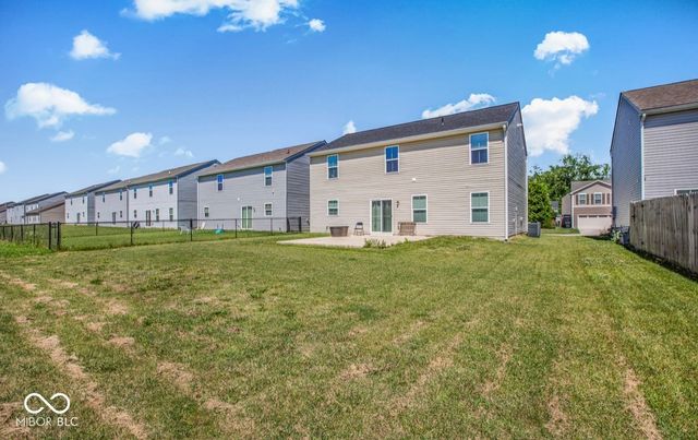 388 Dietz Drive, Greenwood, IN 46143