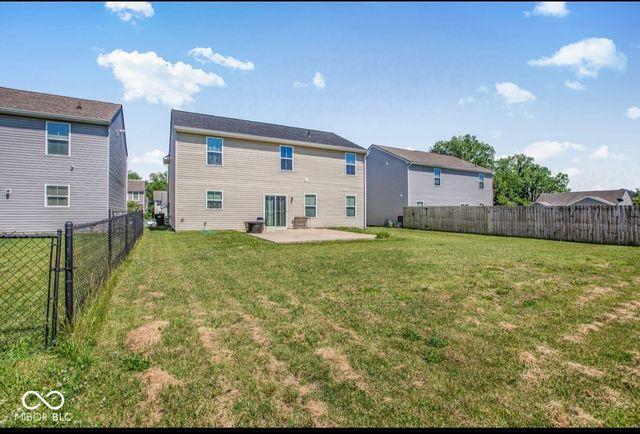 388 Dietz Drive, Greenwood, IN 46143