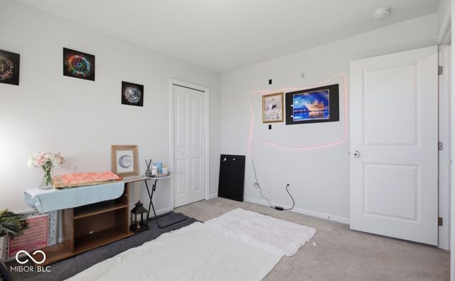 388 Dietz Drive, Greenwood, IN 46143
