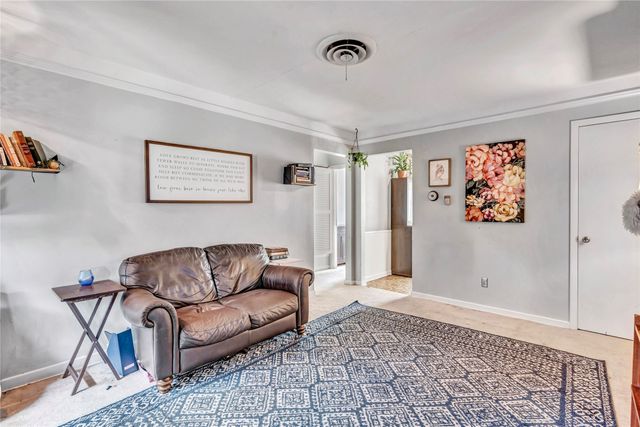 5536 Westcrest Drive, Fort Worth, TX 76134
