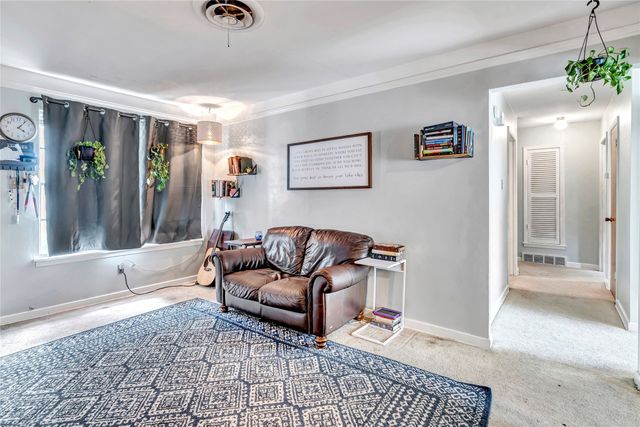 5536 Westcrest Drive, Fort Worth, TX 76134
