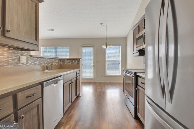 130 N Square Lane, Newnan, GA 30263