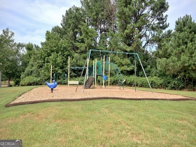 130 N Square Lane, Newnan, GA 30263