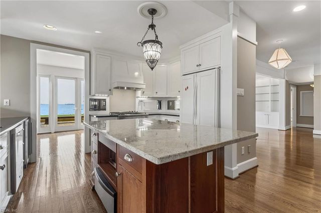 2402 Chesapeake AVE, Hampton, VA 23661