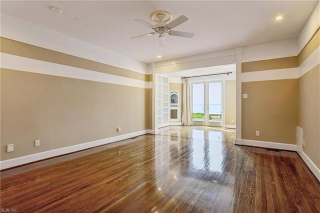 2402 Chesapeake AVE, Hampton, VA 23661