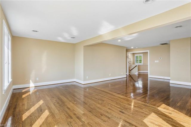 2402 Chesapeake AVE, Hampton, VA 23661