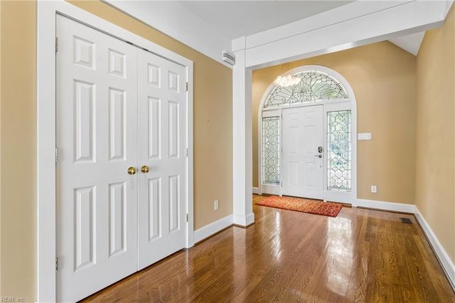 2402 Chesapeake AVE, Hampton, VA 23661