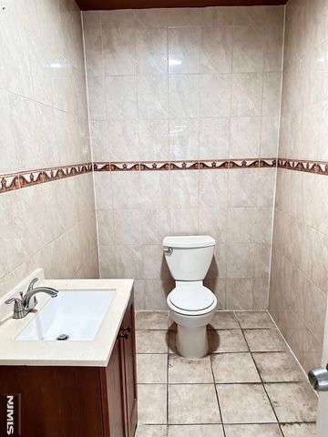 3515 Park Avenue, Union City, NJ 07087