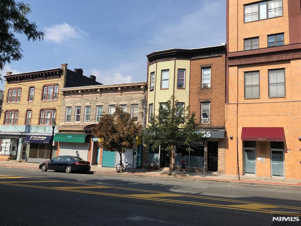 3515 Park Avenue, Union City, NJ 07087