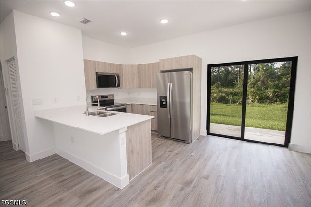 1150 Darling ST E, Lehigh Acres, FL 33974