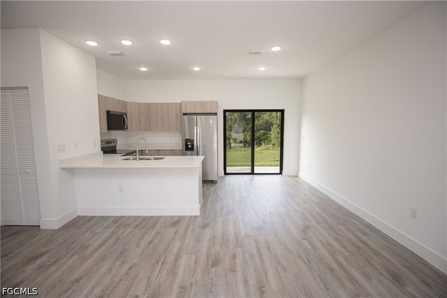 1150 Darling ST E, Lehigh Acres, FL 33974