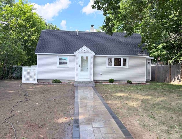 35 Highland Avenue, Derry, NH 03038