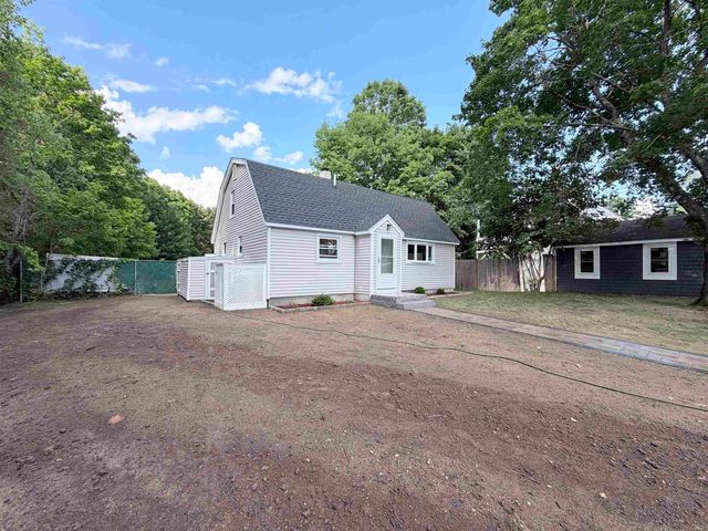 35 Highland Avenue, Derry, NH 03038