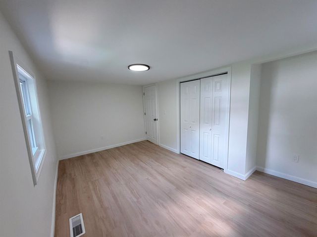 35 Highland Avenue, Derry, NH 03038