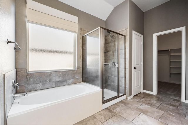 102 Plantain DR, Hutto, TX 78634