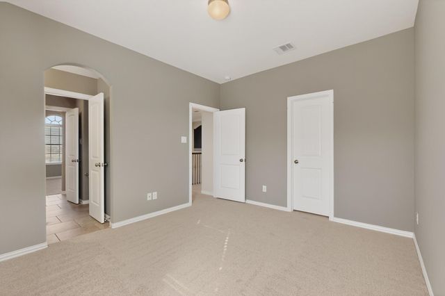 102 Plantain DR, Hutto, TX 78634