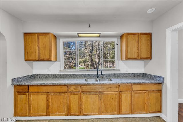 2150 Glenridge Road, Euclid, OH 44117