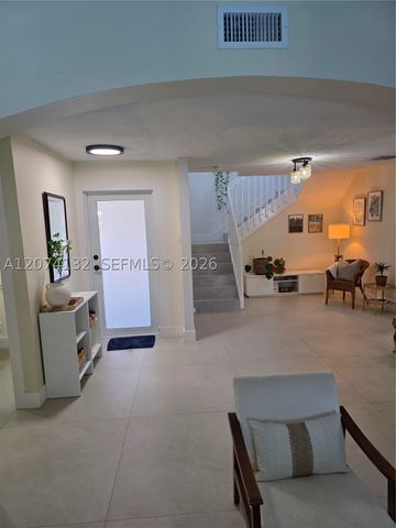 16011 SW 87th Ter, Miami, FL 33193