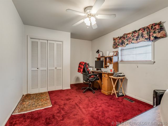 1201 E 4th Street, Okmulgee, OK 74447