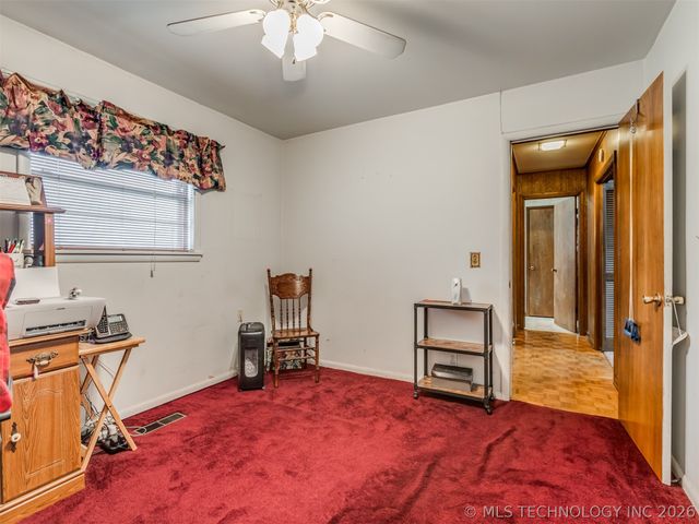 1201 E 4th Street, Okmulgee, OK 74447